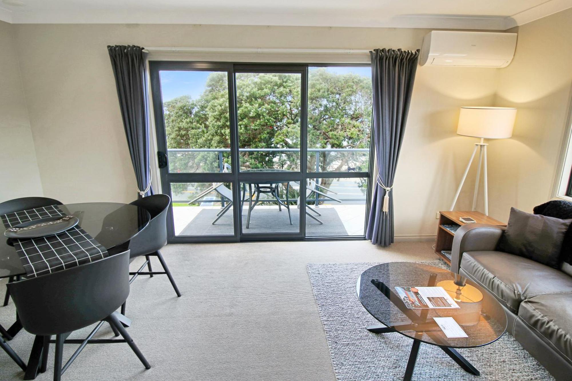 Whangaparaoa Lodge المظهر الخارجي الصورة